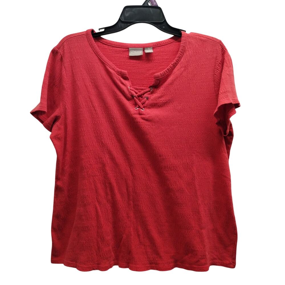 Chico's Size Medium (1) Red Textured Split Laced Up Neck Short Sleeve Top